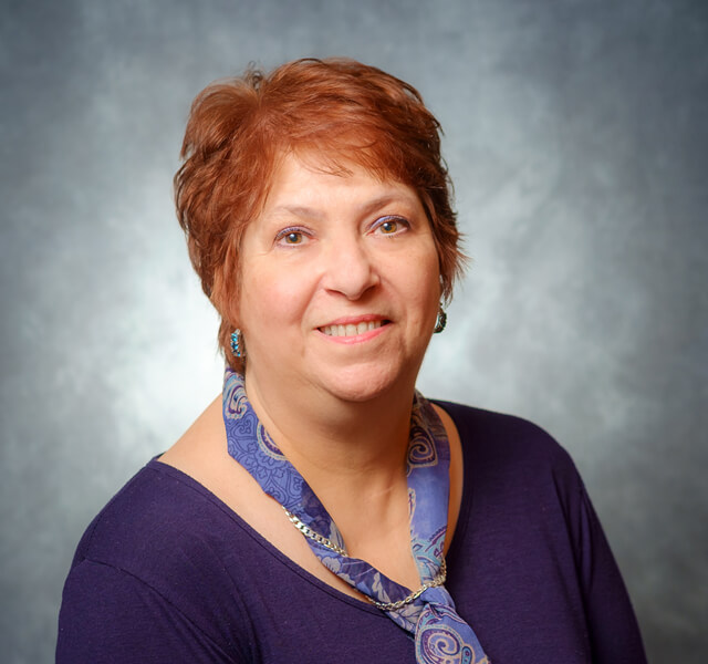 Lynn Brakefield, Brokerage Coordinator