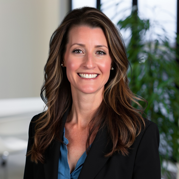 headshot of Senior Associate Jessica Lilly