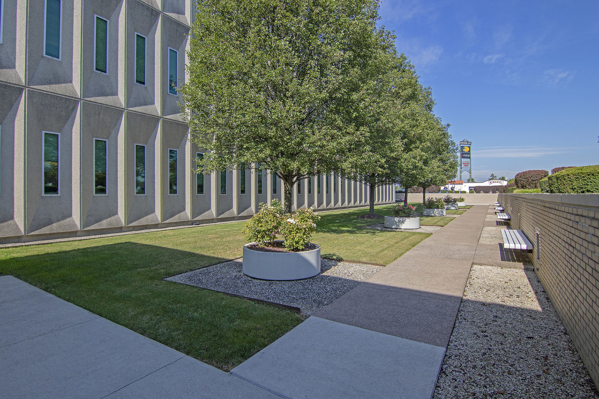 3721 Tecport Drive, Harrisburg PA Landmark Commercial Realty