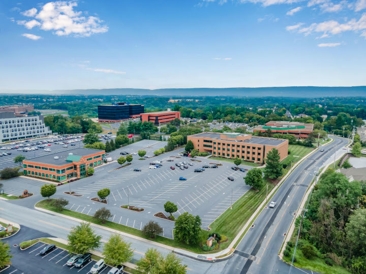 aerial view of grandview plaza